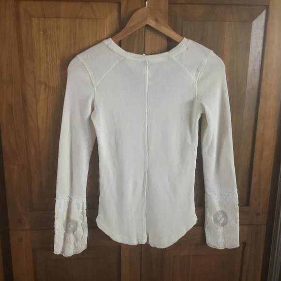 Layering Top - Picture 2 of 2